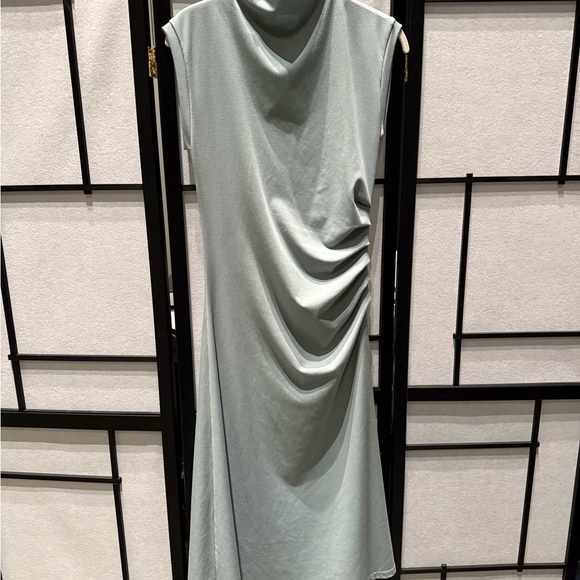 OGL Sleeveless Blue Midi Dress - Picture 3 of 3